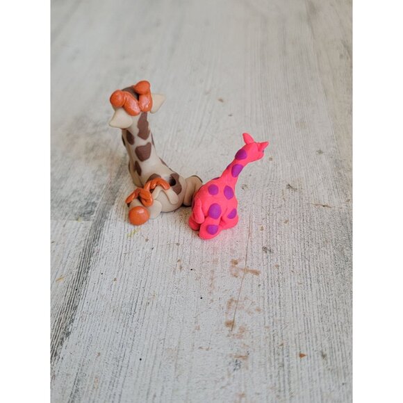 Clay dough giraffe baby mama miniature unique figure set - Picture 3 of 5